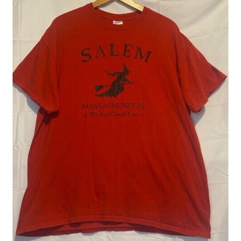 SALEM MASSACHUSETTS‎ red shirt A WICKED GOOD TIME x-large GILDAN heavy cotton
